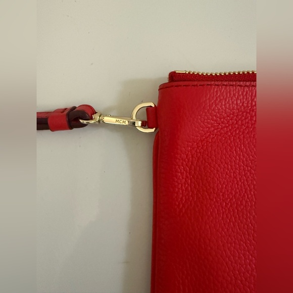 MCM‎ RED & GOLD WRISTLET CLUTCH BAG